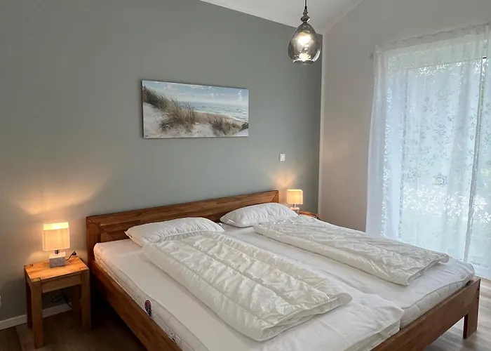 Holiday home Haus Jademuschel - Behagliches Haus Mit Aussicht